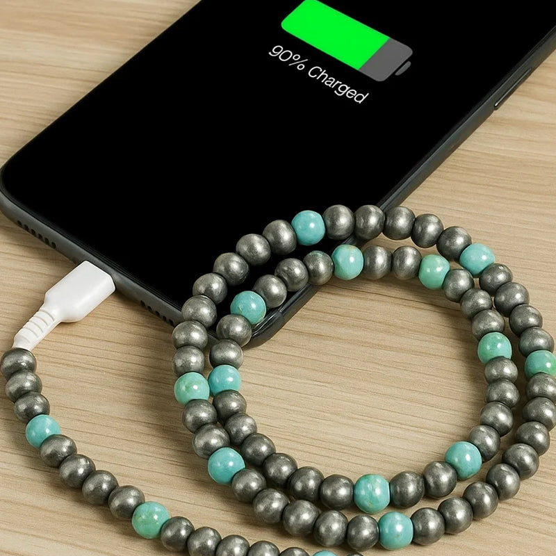 Handgefertigtes Datenkabel im Bohemian-Stil mit Perlenverzierung