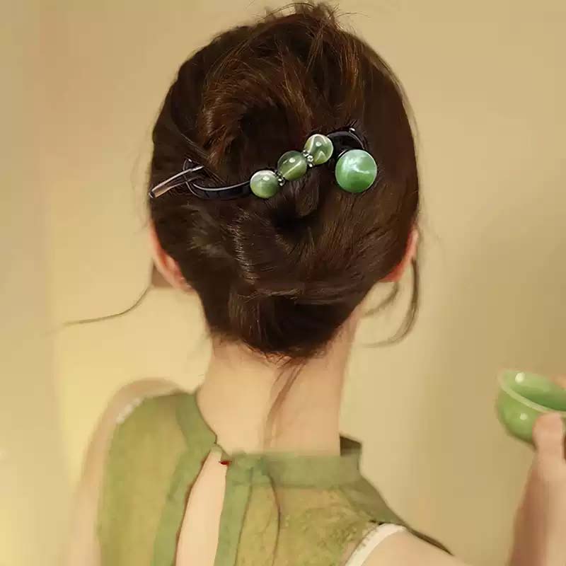 ✨ Elegant Pearl & Rhinestone Grab Clip
