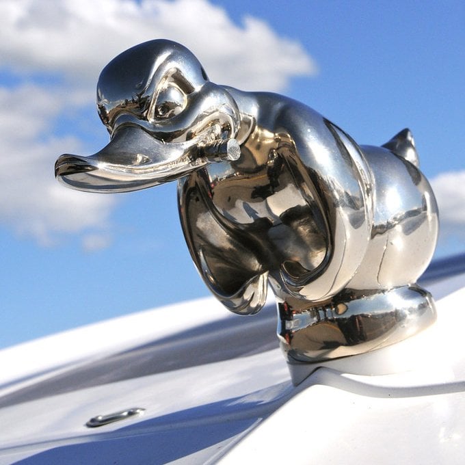 🔥 Angry Duck Hood Ornament Death Proof